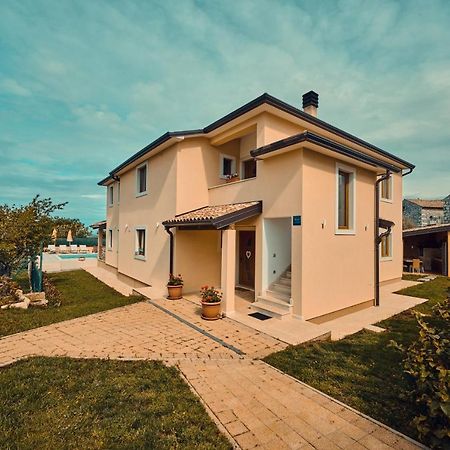 Ferienwohnung Aisha Brtonigla Exterior foto