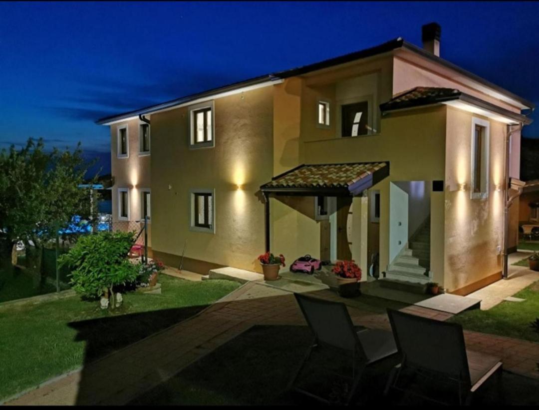 Ferienwohnung Aisha Brtonigla Exterior foto