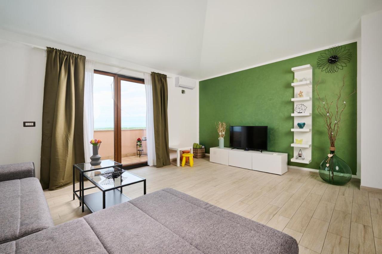 Ferienwohnung Aisha Brtonigla Exterior foto