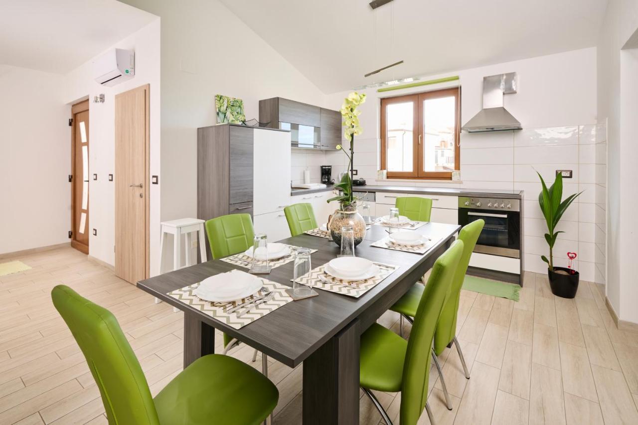 Ferienwohnung Aisha Brtonigla Exterior foto